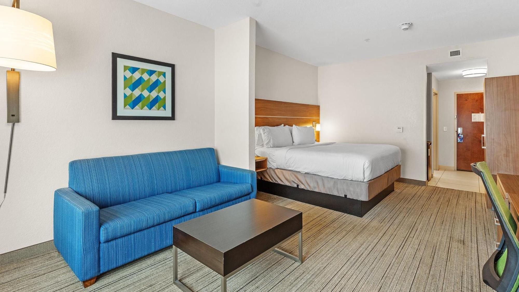 Holiday Inn Express & Suites Mobile - University Area By Ihg Bagian luar foto