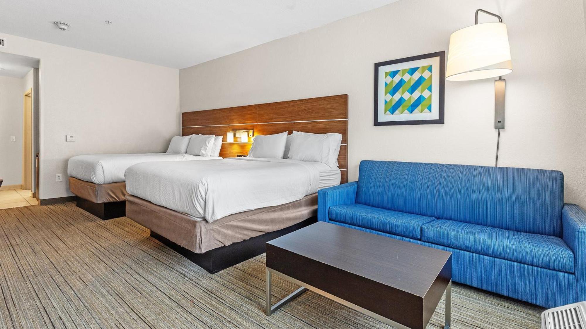 Holiday Inn Express & Suites Mobile - University Area By Ihg Bagian luar foto