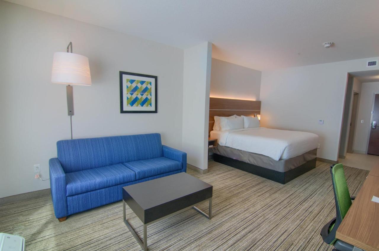 Holiday Inn Express & Suites Mobile - University Area By Ihg Bagian luar foto