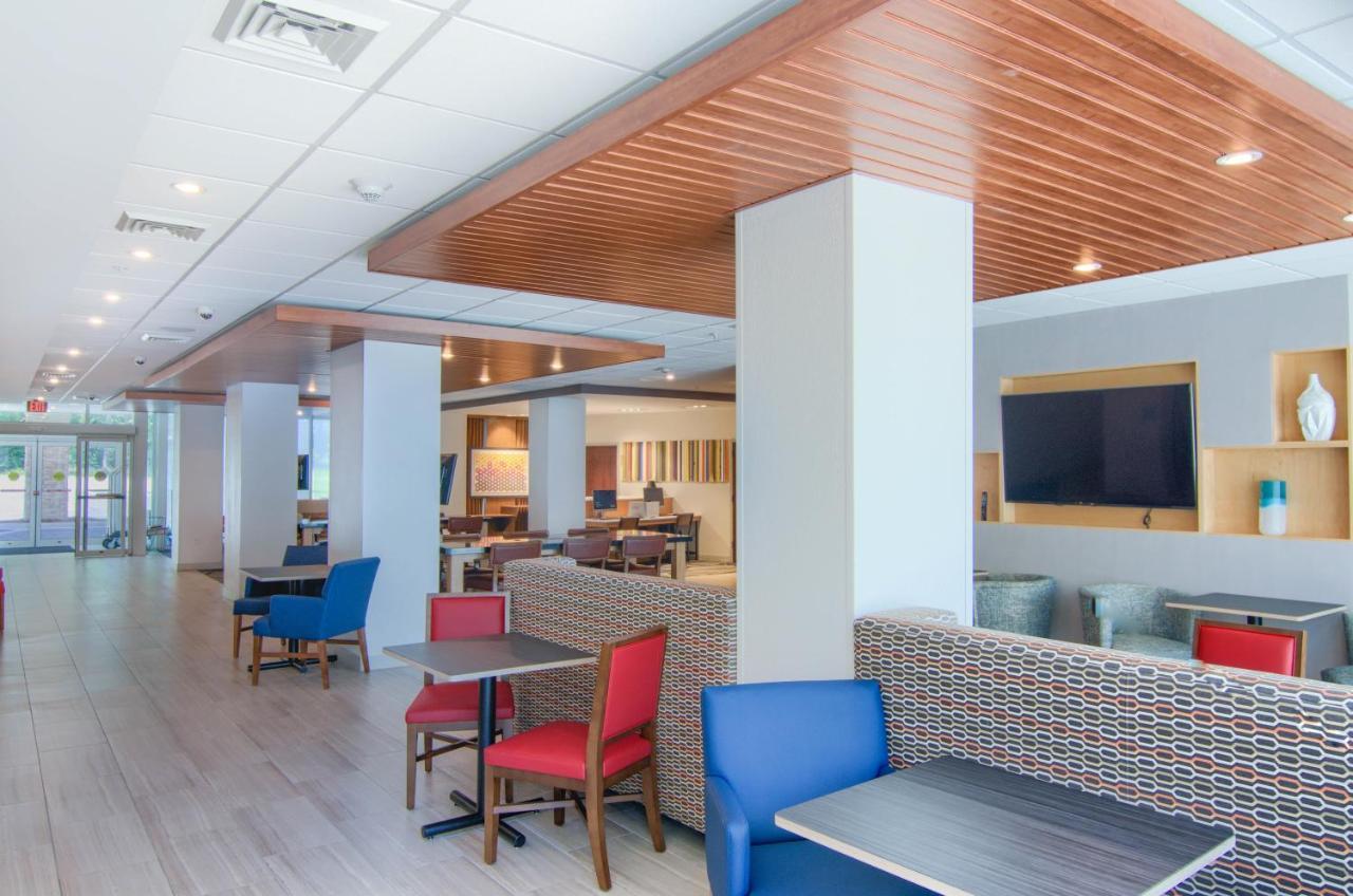 Holiday Inn Express & Suites Mobile - University Area By Ihg Bagian luar foto